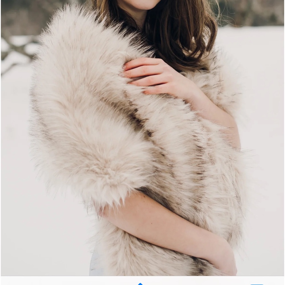 Sissily Designs Faux Fur Shawl